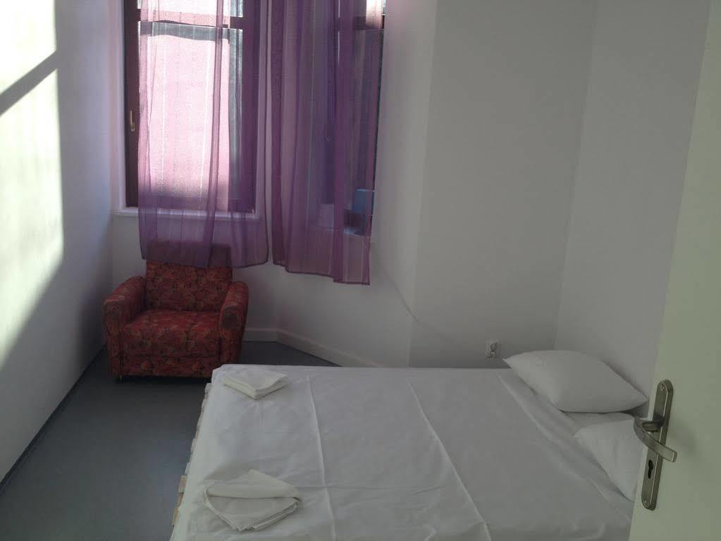 Cracow Bb Apartment คราคูฟ ภายนอก รูปภาพ